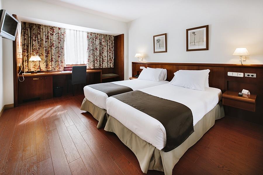 Rafaelhoteles Ventas (Adults Only) Мадрид Екстериор снимка