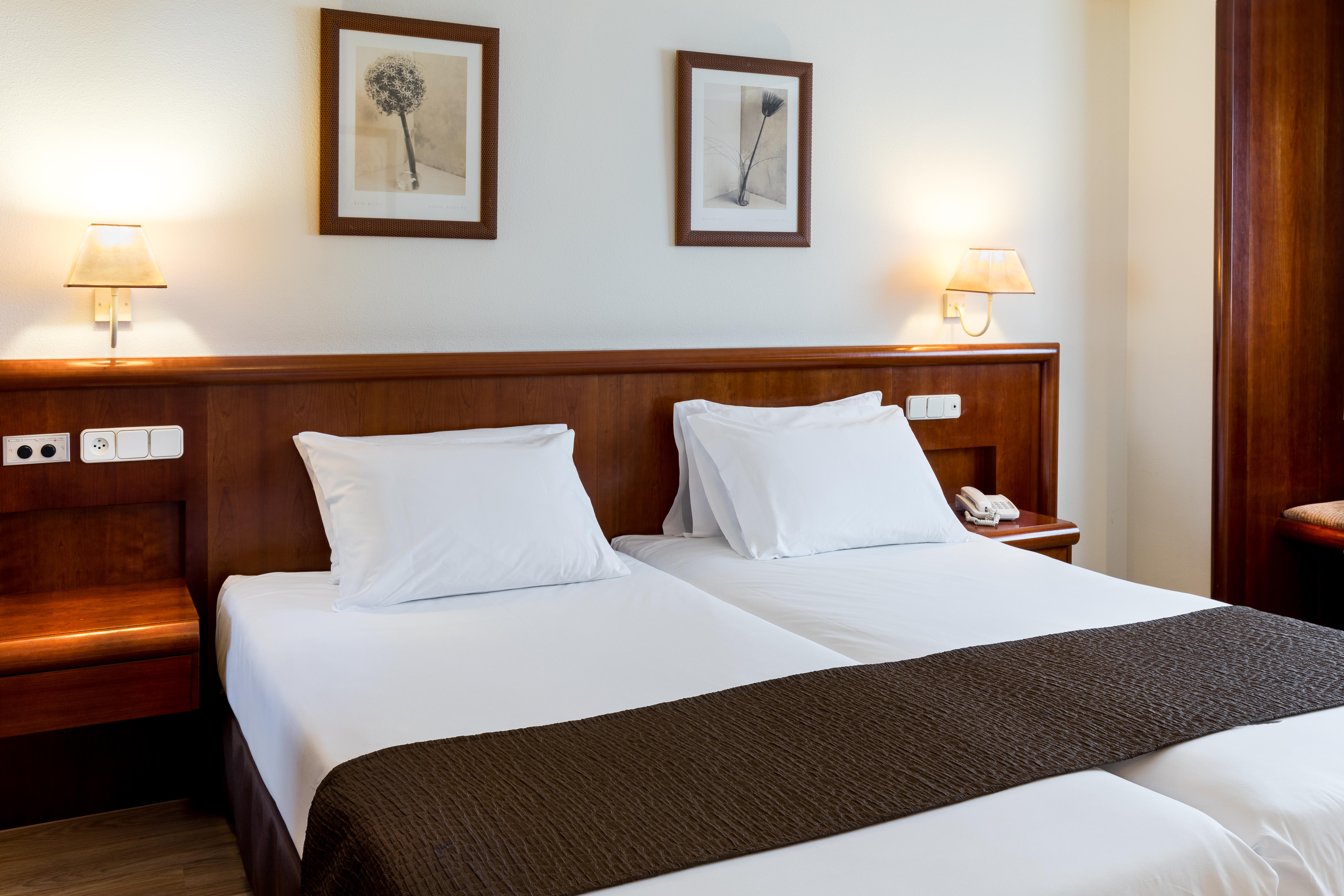 Rafaelhoteles Ventas (Adults Only) Мадрид Екстериор снимка