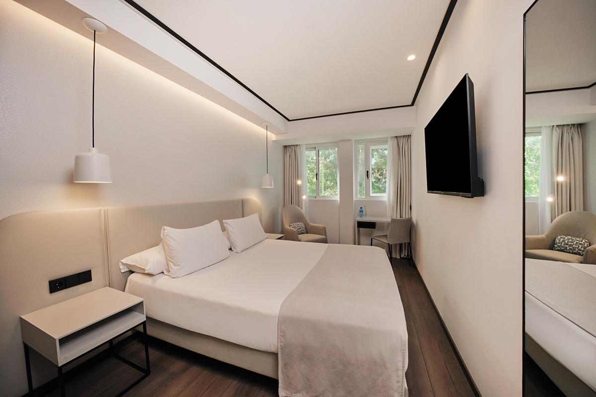 Rafaelhoteles Ventas (Adults Only) Мадрид Екстериор снимка